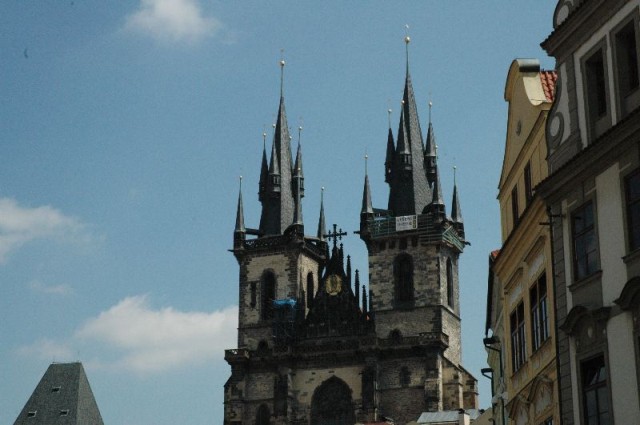 Pointy chuch